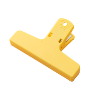 Pince magnétique multifonctionnelle pour papeterie d'étudiant Pince à reliure magnétique Journal Pince magnétique en plastique durable