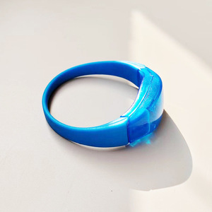 กำไลเรืองแสงในที่มืด กำไลเรืองแสงตอบสนองต่อเสียงเพลง สำหรับเด็กและผู้ใหญ่ - Product Image 4