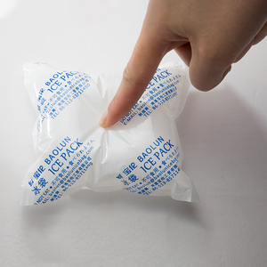 La muestra gratuita de BAOLUN puede personalizar la <span class=keywords><strong>bolsa</strong></span> de hielo <span class=keywords><strong>con</strong></span> agua de remojo rápido de <span class=keywords><strong>gel</strong></span> personalizado - Product Image 2