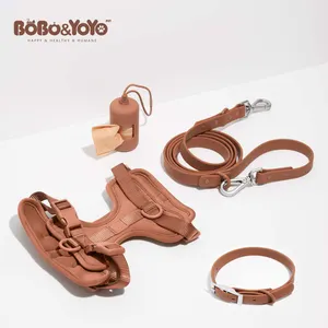 Conjunto de coleira de arnês de PVC para cães de estimação, suporte de plástico de PVC para treinamento de corda, luxuoso e durável com logotipo personalizado dos fabricantes