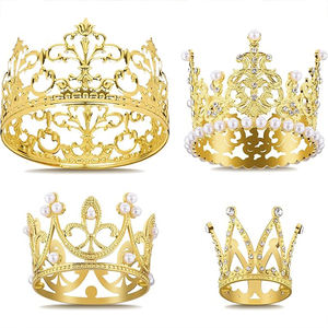 Vente en gros de couronnes de décorations de fête de mariage ensemble de mini couronnes de décoration de gâteau de pary pour filles accessoires de gâteau de couronne en métal doré - Product Image 3
