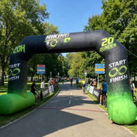 Arche gonflable en PVC résistante aux UV pour la publicité d'un événement de marathon estival