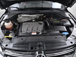 Volkswagen Tiguan 2015 2.0 TDI Diésel Automático SUV Compacto Usado, Conducción Confiable y Bajo Consumo de Combustible - Product Image 2