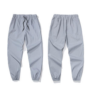 Pantalon Hip-hop Lumineux Unisexe Taille Européenne Personnalisable avec Logo Réfléchissant Imperméable Léger Teint Uni pour Danse de Nuit et Streetwear - Product Image 3