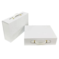 Boîte à fermeture magnétique pliable de luxe personnalisée Boîtes en papier faites à la main pliables élégantes avec poignée en cuir pour cadeau