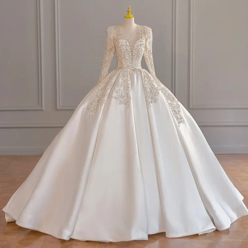 Gaun pernikahan panjang manik-manik Prancis kustom gaun pengantin satin leher V lengan panjang berkualitas tinggi