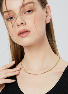 Stylish Diamond-Embellished Feather Brass Pendant Necklace Hot Sale Trendy Religious Style Beads for Fashion <b>Chains</b> Necklace - Product Image 2