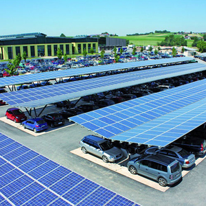 Système de montage au sol pour panneaux photovoltaïques de qualité commerciale, esthétique résidentielle, à usage mixte, pour structure de stationnement solaire - Product Image 1