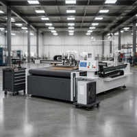 Machine de découpe numérique CNC à table à couteau oscillant pour carton gris massif, carton cadeau et mousse flexible à grande vitesse