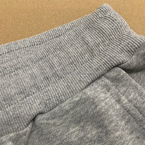 Ensemble de survêtement unisexe personnalisé en molleton épais, sweat-shirt ample et pantalon de survêtement pour homme - Product Image 4