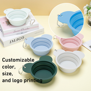 Bol de voyage en silicone personnalisable pour animaux de compagnie avec un design mignon d'ours, mousqueton léger pour la randonnée - Product Image 2