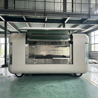 Camion de restauration entièrement équipé avec équipement de cuisine, camionnette mobile pour café et glaces, idéal pour un démarrage rapide d'activité commerciale