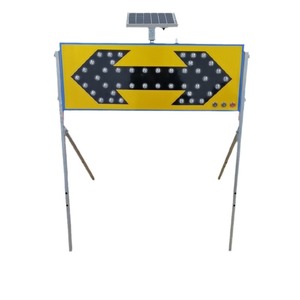 ป้ายก่อสร้างพลังงานแสงอาทิตย์ ไฟ LED รูปทรงลูกศร 35 นิ้ว ป้ายเตือนความปลอดภัยจราจร ป้ายจราจร แผงอลูมิเนียมพลาสติกคอมโพสิต - Product Image 1