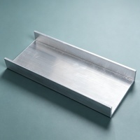 Fabrication sur mesure par usinage CNC d'alliage 6061 T4 pour supports de trains aérospatiaux, profilés en aluminium en forme de U
