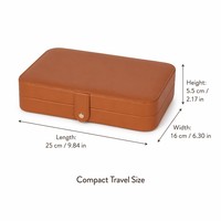 Boîte à bijoux en cuir PU marron avec 8 crochets pour colliers, support pour boucles d'oreilles, emplacements pour bagues, intérieur en velours à 6 compartiments, étui de voyage