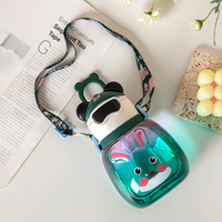 Bouteille d'eau créative en plastique pour enfants, motif lapin de dessin animé, avec couvercle oreilles de panda et paille, grande capacité, pour l'extérieur, vente en gros