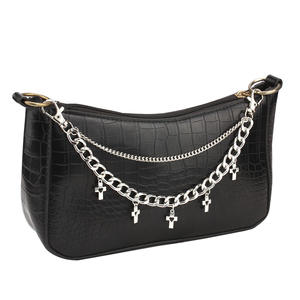 Accesorio de Moda para Bolsos: Cadena Metálica con Dijes de Estrella para Bolsos de Hombro de Mujer, Primavera 2024, Patrón de Cocodrilo - Product Image 4