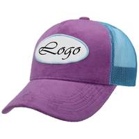 Sombrero de terciopelo al por mayor, gorra de terciopelo tipo trucker de 5 paneles con logotipo bordado personalizado, cálida y personalizada.