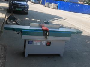 Machine à raboter les surfaces en bois DLL MB504, dégauchisseuse 550 mm, machine à affiner les bords du bois, 4 kW, faible niveau sonore - Product Image 6