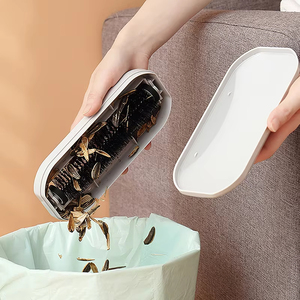 Brosse à poussière pour table de chevet DS4917 en plastique - Product Image 3