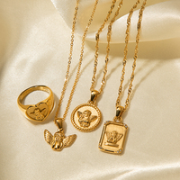 J & D personalizado 18K chapado en oro de acero inoxidable Vintage cadena collar Ángel colgante collar y anillos conjuntos