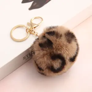 High Quality Cheap Pompons Mixed Soft Round Shaped Pompom Balls keychain Fluffy Pom Pom For Kids DIY Bag pendant pompon