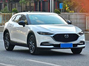 <span class=keywords><strong>Mazda</strong></span> <span class=keywords><strong>CX</strong></span>-4 <span class=keywords><strong>2021</strong></span> Blanco, 2.0L <span class=keywords><strong>Turbo</strong></span>, Automático, SUV, Asientos de Cuero, Rines R18, Interior Oscuro, Pintura Original, Excelente Estado, 16000km - Product Image 3