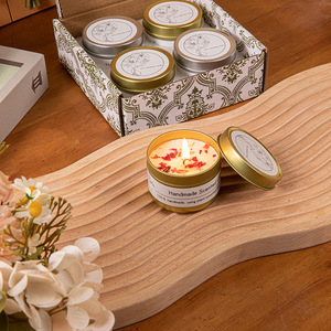 Bougie parfumée cylindrique en cire de soja avec fleurs séchées pour l'aromathérapie - Cadeaux de mariage et d'anniversaire chinois - Product Image 3