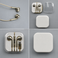 Auricolari Stereo Cablati Type C Dorati Metallizzati con Microfono e Controllo Musica per Dispositivi iPhone 18 e Samsung
