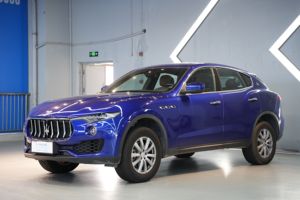 Maserati Levante 3.0T Base del 2016 usata, motore V6 biturbo <span class=keywords><strong>Ferrari</strong></span>, cambio automatico, SUV italiano di lusso, sospensioni pneumatiche complete, in buone condizioni. - Product Image 2
