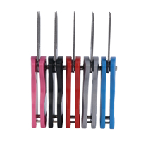 Logo personnalisé en plastique coloré Pop-Up Golf Divot Outil de réparation avec marqueur de balle magnétique
