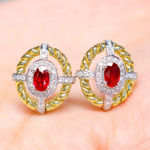Orecchini E3514 Bicolore in Oro 18K con Diamanti e Rubino Centrale, Gioielli Classici da Sposa per Donna, Certificati GIA - Product Image 4