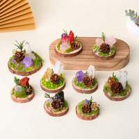 JianLan Grappe de cristaux naturels bruts avec mousse préservée, micro-paysage sur base en bois, pierre précieuse de guérison, décoration de mariage et d'anniversaire