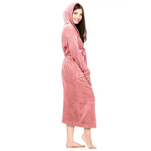 China Factory Long Flannel Fleece Robes Women Men Different Random Solid Color Bathrobe