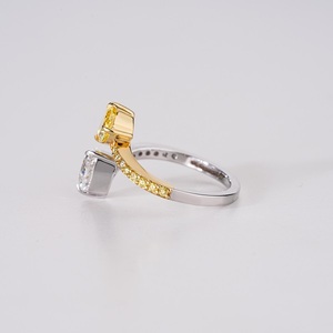 Anillo de Diamantes Cultivados en Laboratorio de Oro Sólido de 14K para Mujer, Joyería Fina con Diamantes de Corte Brillante y Diseño Elegante y Atemporal - Product Image 2