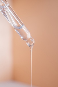 Cosmetic Grade <strong>Phenyl</strong> Modified <strong>Trimethicone</strong> <strong>Phenyl</strong> <strong>Trimethicone</strong> <strong>Phenyl</strong> Silicone Oil For Cosmetic Like Skin And Hair Care - Product Image 2