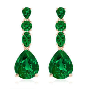 Boucles d'oreilles classiques à crochet vert unisexe plaqué or, bijoux de luxe élégants et tendance pour mariage, accessoires de mode pour fêtes - Product Image 4