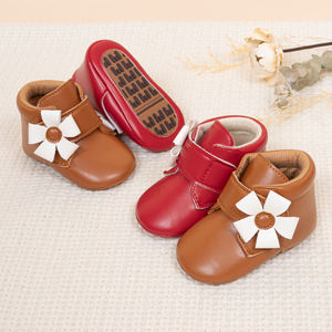 Stivaletti in pelle floreale per bambini con cinturino antiscivolo Sole stivaletti caldi per neonati - Product Image 1