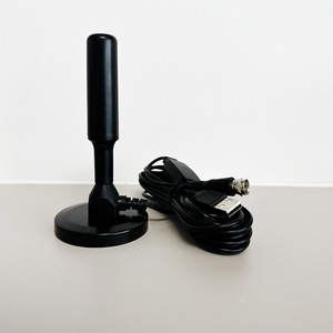 <span class=keywords><strong>Antenne</strong></span> <span class=keywords><strong>TV</strong></span> numérique active 25dBi avec amplificateur et base magnétique pour caravane, <span class=keywords><strong>camping</strong></span> et usage domestique - Product Image 4