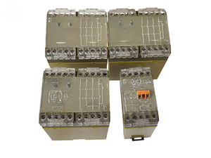 Contrôleur PLC, capteur, relais de sécurité, neuf, original, PNOZ 3S/1O 4 - Product Image 1