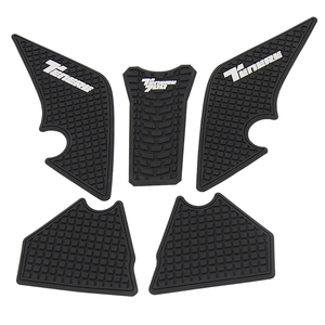 Pièces de moto, protection de réservoir de carburant en caoutchouc souple noir de haute qualité, antidérapante, résistante à l'eau, autocollant latéral pour Tenere XTZ - Product Image 1