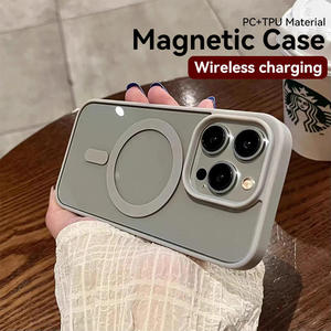 Étui de charge inductif magnétique mat translucide mince pour <span class=keywords><strong>iPhone</strong></span> 16 Pro Max - Product Image 4