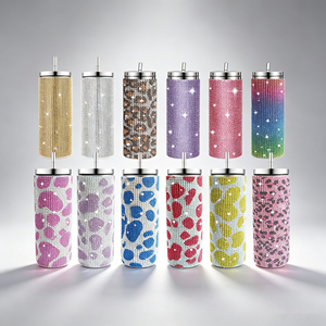 Gobelet isotherme en acier inoxydable 20oz avec paille, entièrement recouvert de strass, surface entièrement ornée de strass, cadeau pour femme - Product Image 1
