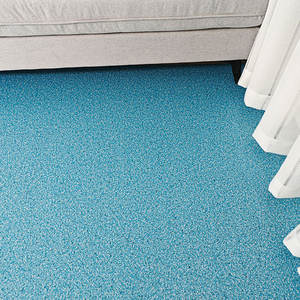 Rollo de Suelo Vinílico de PVC con Reverso Azul, Moderno, para Hoteles, Apartamentos y Uso Comercial, Resistente al Desgaste, Impermeable, Antideslizante, Sistema de Clic, 5 Años de Garantía - Product Image 2