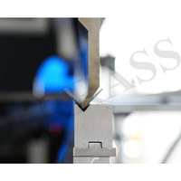 KRRASS 250T/3200 CNC Presse plieuse hydraulique 4 + 1 axes Pays-Bas Système DA58T