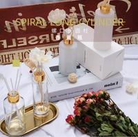 Bouteille diffuseur de parfum en verre dépoli et transparent de 150 ml et 200 ml avec bouchon en aluminium doré de luxe pour la maison et l'hôtel
