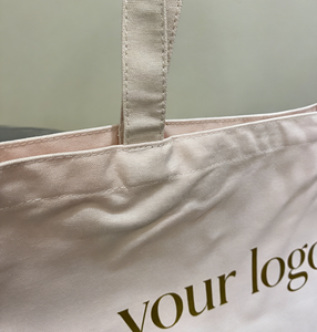 <span class=keywords><strong>Bolsa</strong></span> de Mano Rosa Personalizada con Logotipo Dorado, <span class=keywords><strong>Bolsa</strong></span> de Regalo Promocional, <span class=keywords><strong>Bolsa</strong></span> de <span class=keywords><strong>Playa</strong></span>, Bolsos Grandes para Mujer, <span class=keywords><strong>Bolsa</strong></span> de Mano para Niños, <span class=keywords><strong>Bolsa</strong></span> de Mano Roja - Product Image 3