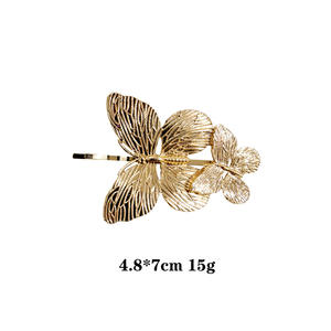 Escena de la boda horquilla elegante mariposa diseño metálico moda accesorio para el cabello para novias encantadora decoración del cabello - Product Image 4
