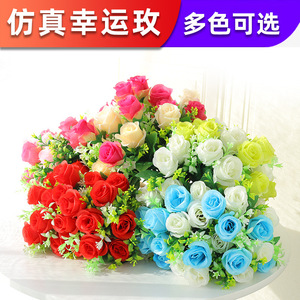 Bouquet de roses artificielles Xin Xinyi en soie, accessoires décoratifs pour la photographie de mariage, taille du lot - Product Image 2