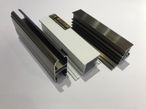 Service de découpe de profilés en <span class=keywords><strong>aluminium</strong></span> de haute qualité de la série 6000 pour l'usine d'<span class=keywords><strong>aluminium</strong></span> d'Afrique du <span class=keywords><strong>Sud</strong></span> (alliage 6063-T5) - Product Image 2